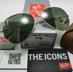 Model Display Ray-Ban Aviator Green G15 Lens RB3025 Classic